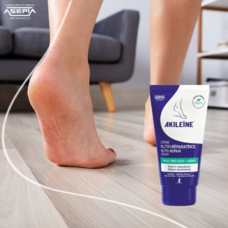 Akileine Krem regeneracyjny PRO 150 ml - krem do bardzo suchych stóp, gabinetowy