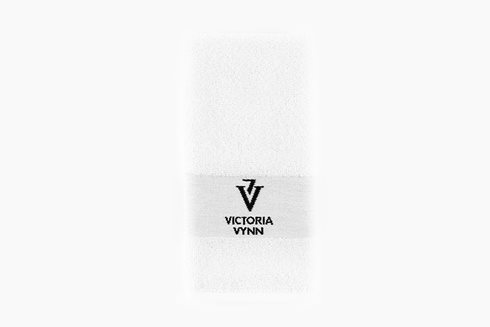 TOWEL White with logo - ręcznik kosmetyczny